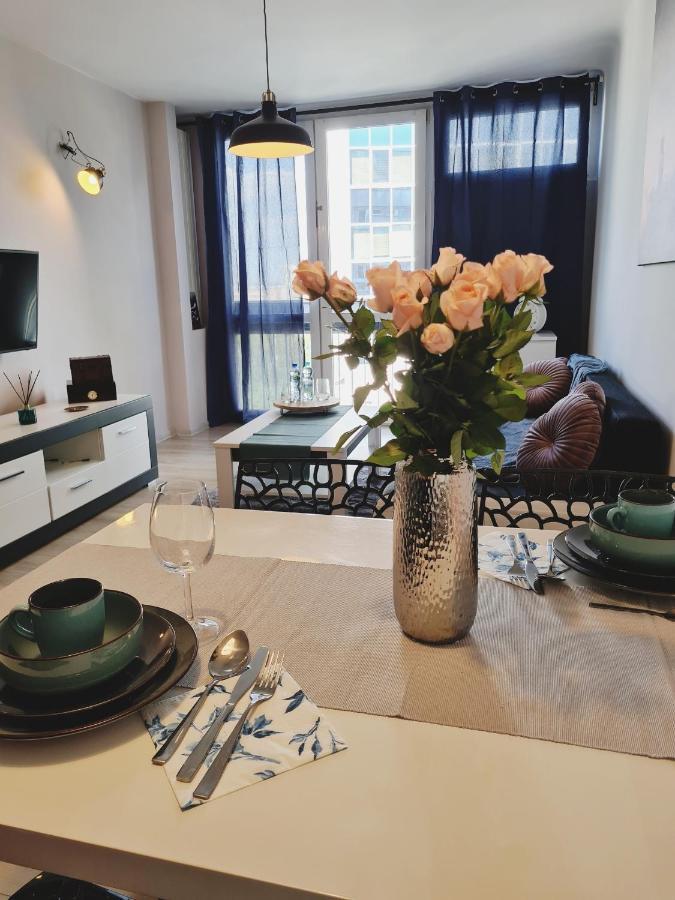 Apartament Centrum Jana Pawla II Varsóvia Exterior foto